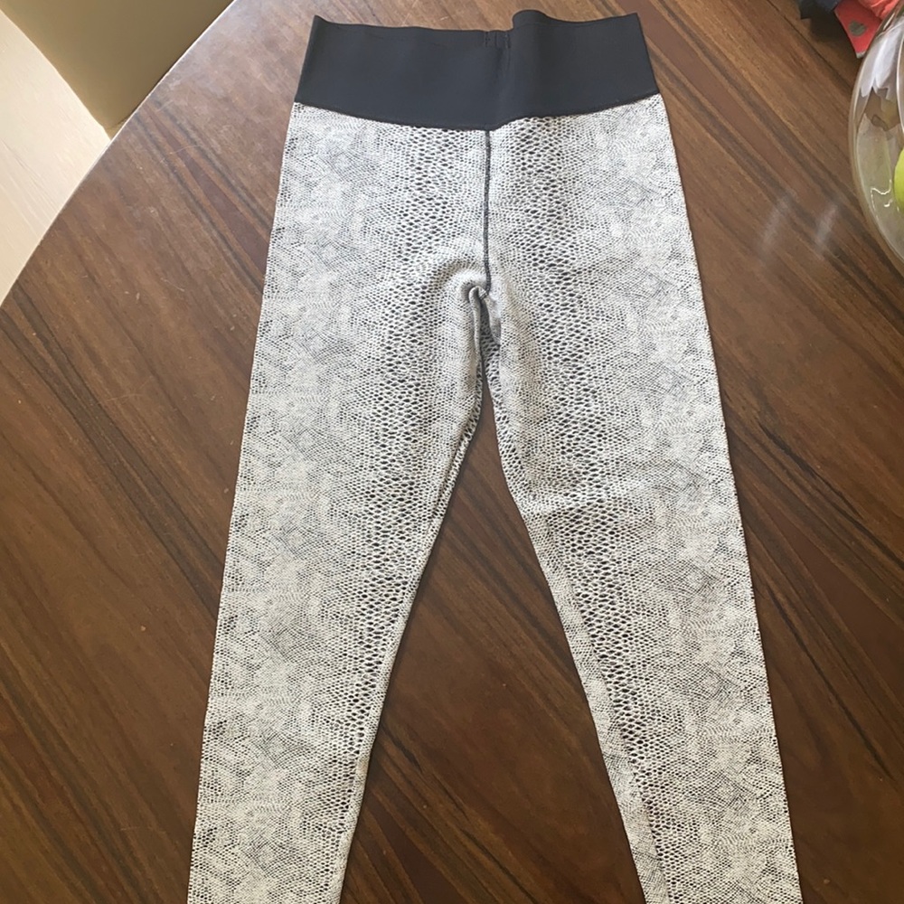 Snakeskin Leggings